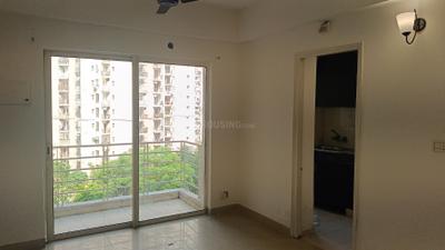 Living Room Image of 824 Sq.ft 2 BHK Apartment / Flat for sale in Paras Tierea, Sector 137 Noida for Rs. 7400000