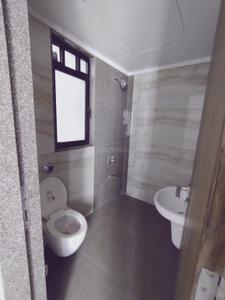 Bathroom Image of 2885 Sq.ft 4 BHK Apartment / Flat for rent in Happy Home Happy Glorious Phase 2, Vesu Surat for Rs. 45000