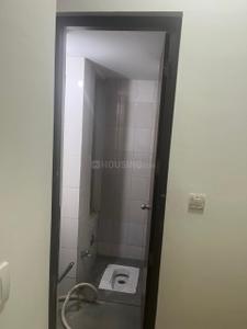 Bathroom Image of 2260 Sq.ft 3 BHK Apartment / Flat for rent in Lodha Golf View, Palava Phase 1 Thane for Rs. 65000
