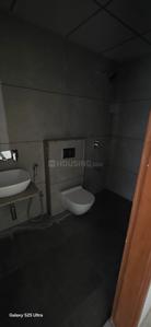 Bathroom Image of 3480 Sq.ft 4 BHK Apartment / Flat for sale in Sharanya Skyvue, Thaltej Ahmedabad for Rs. 32400000