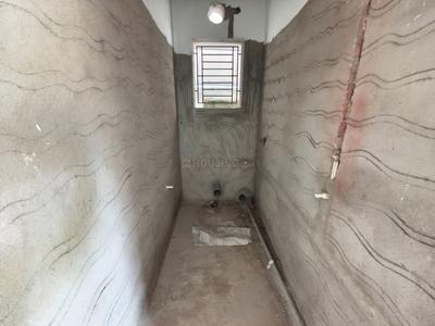 Bathroom Image of 850 Sq.ft 2 BHK Apartment / Flat for sale in South Dum Dum Kolkata for Rs. 4675000