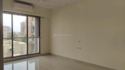 Living Room Image of 750 Sq.ft 2 BHK Apartment / Flat for sale in Sindhi Society, Chembur Mumbai for Rs. 23000000