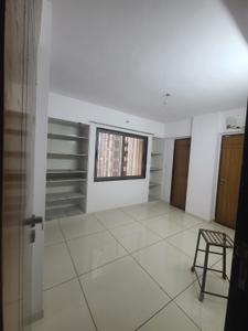 Bedroom Image of 1200 Sq.ft 2 BHK Apartment / Flat for rent in Althan Surat for Rs. 20000