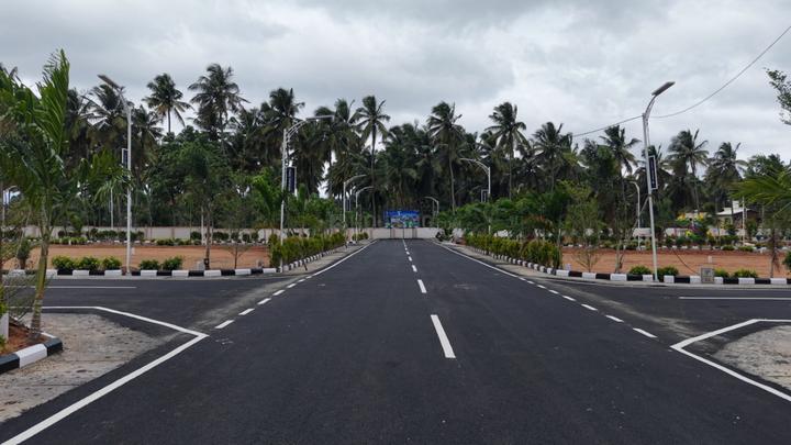Zamin Muthur Main Image 1