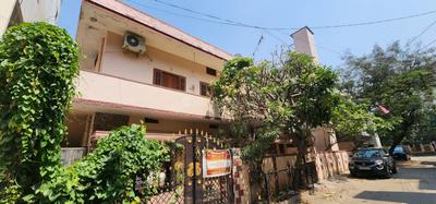 6 BHK Independent House