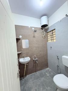 Bathroom Image of 1100 Sq.ft 2 BHK Apartment / Flat for rent in Kadubeesanahalli Bengaluru for Rs. 40000