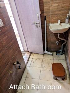 Image of 900 Sq.ft 2 BHK Independent House for rent in Kankaria, Ahmedabad for Rs. 14000