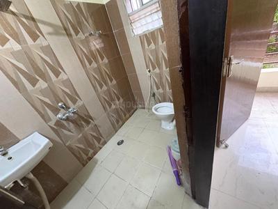 Bathroom Image of 2100 Sq.ft 3 BHK Apartment / Flat for rent in Harmu Ranchi for Rs. 22999