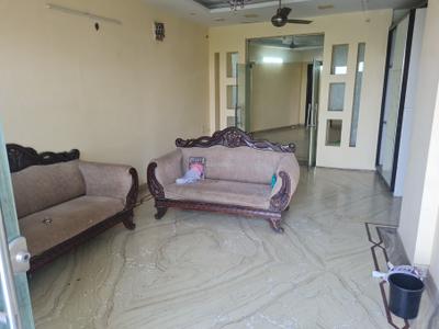 Living Room Image of 1850 Sq.ft 3 BHK Builder Floor for rent in Model Town New Delhi for Rs. 45000