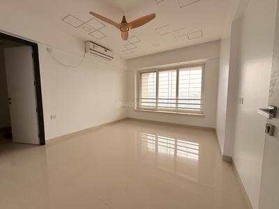 Bedroom Image of 3057 Sq.ft 3 BHK Apartment / Flat for sale in Kundan Emirus, Baner Pune for Rs. 60000000