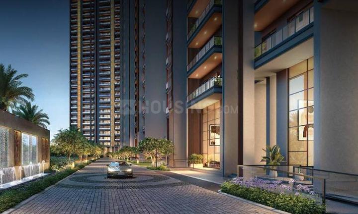 Signature Global Titanium SPR Main Image 1