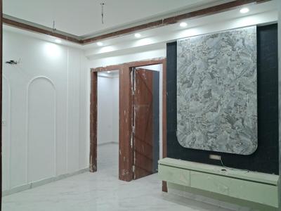 Living Room Image of 1050 Sq.ft 2 BHK Apartment / Flat for sale in Sector 72 Noida for Rs. 3850000