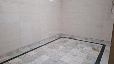 Bedroom Image of 570 Sq.ft 1 BHK Builder Floor for rent in Subhash Nagar New Delhi for Rs. 15000