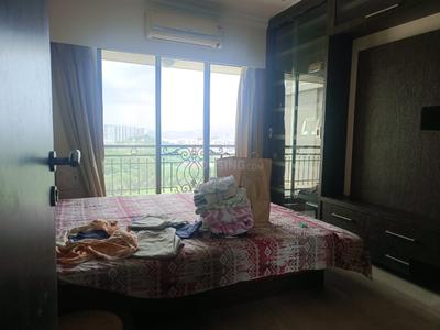 Bedroom Image of 1250 Sq.ft 3 BHK Apartment / Flat for sale in Supreme Lake Primrose, Powai Mumbai for Rs. 35500000