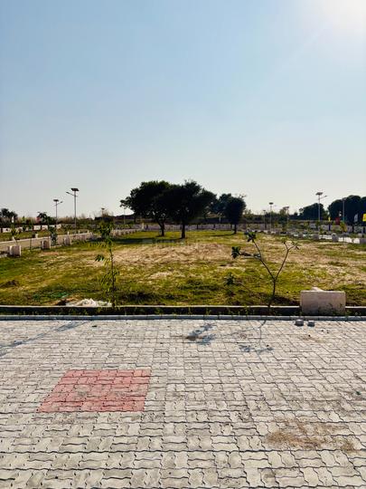 Kedia Parwati Meadows Main Image 1