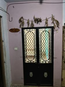 Main Entrance Image of 990 Sq.ft 2 BHK Apartment / Flat for rent in Chanakyapuri Ahmedabad for Rs. 20000