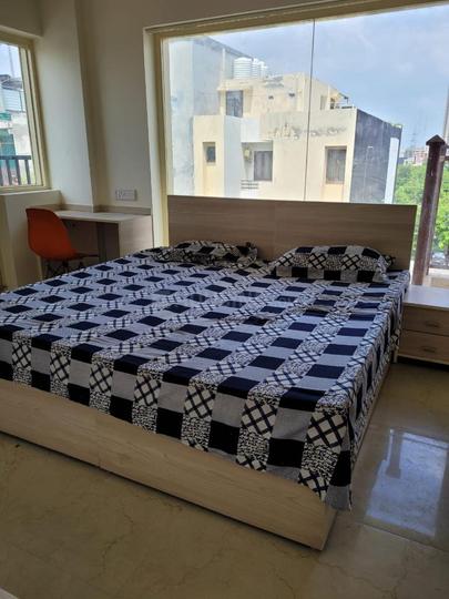 Basai, Sector 70 Bedroom 1