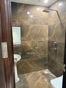 Bathroom Image of 500 Sq.ft 1 BHK Independent House for rent in Choudhary Colony Karnal for Rs. 11000