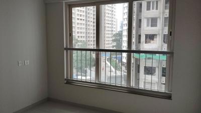 Bedroom Image of 1300 Sq.ft 3 BHK Apartment / Flat for rent in Kalpataru Vivant, Jogeshwari East Mumbai for Rs. 100000