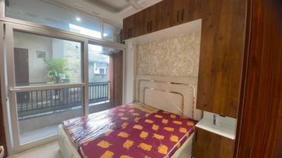 Bedroom Image of 650 Sq.ft 2 BHK Builder Floor for rent in Nawada New Delhi for Rs. 20000