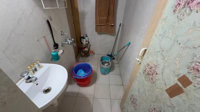 Bathroom Image of 624 Sq.ft 1 BHK Apartment / Flat for sale in Puraniks Home Town, Kasarvadavali Thane for Rs. 6100000