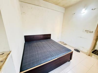 Bedroom Image of 900 Sq.ft 1 BHK Apartment / Flat for rent in Satellite Ahmedabad for Rs. 16000