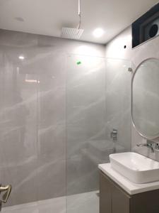 Common Bathroom Image of 3150 Sq.ft 4 BHK Builder Floor for sale in Ultra Luxury Builder Floor, Sector 85 Faridabad for Rs. 31000000