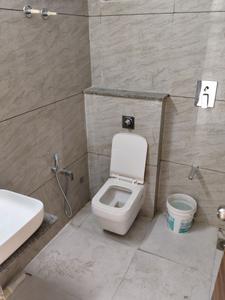 Common Bathroom Image of 1356 Sq.ft 3 BHK Apartment / Flat for sale in Divyajyot Sarang Lakeview, Vaishno Devi Circle Ahmedabad for Rs. 10750000