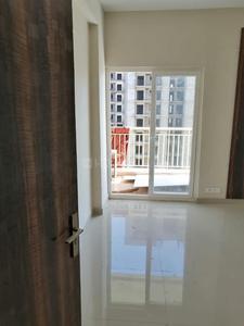 Bedroom Image of 1528 Sq.ft 3 BHK Apartment / Flat for rent in RG Luxury, Noida Extension Greater Noida for Rs. 19000