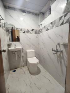 Bathroom Image of 950 Sq.ft 1 BHK Apartment / Flat for rent in Serilingampally Hyderabad for Rs. 29000