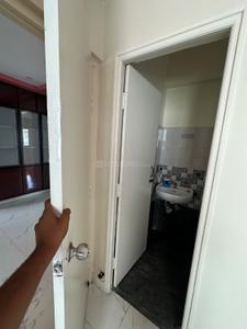 Bathroom Image of 1050 Sq.ft 2 BHK Apartment / Flat for rent in Kurmannapalem Visakhapatnam for Rs. 11500