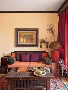Hall Image of 4200 Sq.ft 6 BHK Apartment / Flat for sale in Santacruz West Mumbai for Rs. 190000000