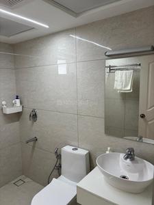 Bathroom Image of 1400 Sq.ft 3 BHK Apartment / Flat for sale in ABAD Marine Plaza, Marine Drive Kochi for Rs. 20000000
