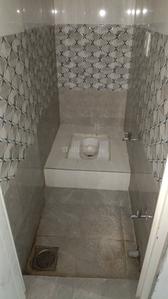 Bathroom Image of 300 Sq.ft 1 RK Builder Floor for rent in Chanakyapuri Ahmedabad for Rs. 9500
