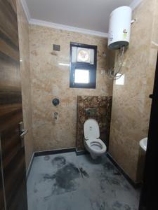 Image of 850 Sq.ft 2 BHK Builder Floor for rent in Paschim Vihar, New Delhi for Rs. 33500