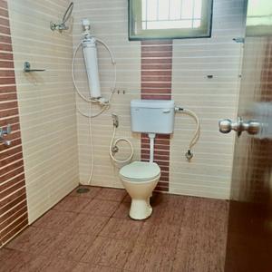 Bathroom Image of 1210 Sq.ft 2 BHK Apartment / Flat for rent in Kadubeesanahalli Bengaluru for Rs. 48500