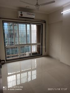 Hall Image of 810 Sq.ft 2 BHK Apartment / Flat for sale in Bandra East Mumbai for Rs. 21000000