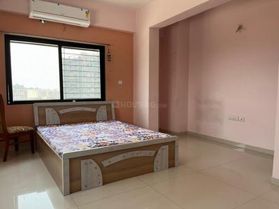 Bedroom Image of 2200 Sq.ft 3 BHK Apartment / Flat for sale in Satellite Ahmedabad for Rs. 17500000