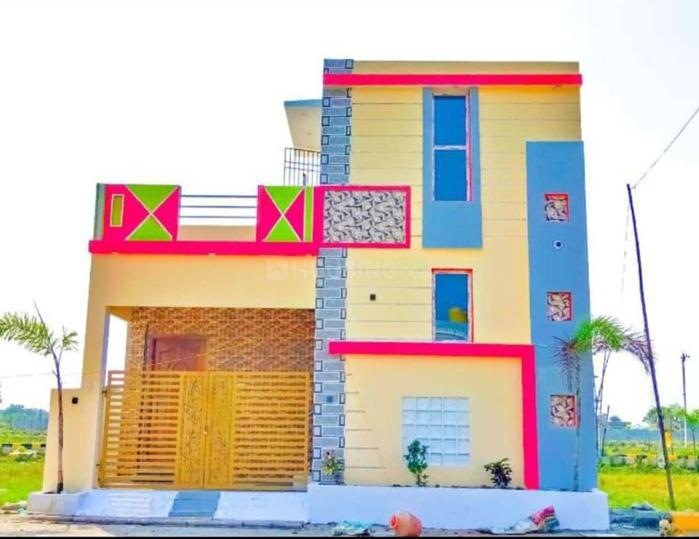 Uptown Park Main Image 1