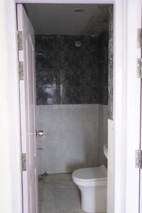 Bathroom Image of 421 Sq.ft 1 BHK Apartment / Flat for sale in Aftek Group Housing, Tindola Lucknow for Rs. 1800000