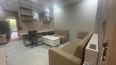 Living Room Image of 1000 Sq.ft 1 BHK Builder Floor for rent in Sector 46 Gurgaon for Rs. 38000
