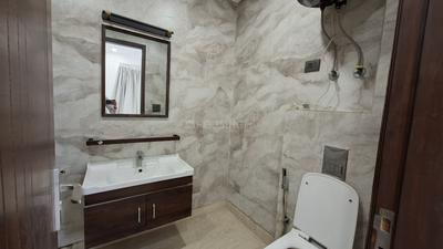 Image of 1000 Sq.ft 3 BHK Builder Floor for sale in Vikaspuri, New Delhi for Rs. 15000000