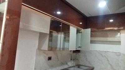 Kitchen Image of 1050 Sq.ft 2 BHK Apartment / Flat for sale in Sector 73 Noida for Rs. 3800000