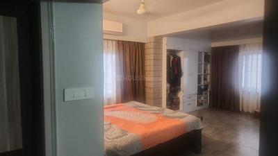Bedroom Image of 3500 Sq.ft 4 BHK Builder Floor for rent in Kahilipara Guwahati for Rs. 80000