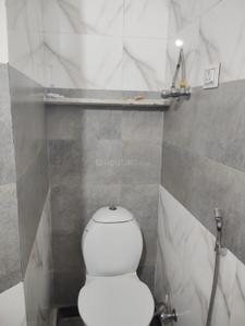 Bathroom Image of 1000 Sq.ft 2 BHK Independent House for rent in Paschim Vihar New Delhi for Rs. 17000