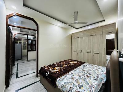 Bedroom Image of 850 Sq.ft 2.5 BHK Apartment / Flat for sale in Sri Niwaspuri New Delhi for Rs. 11000000