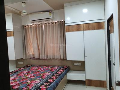 Bedroom Image of 980 Sq.ft 2 BHK Apartment / Flat for rent in Ratna Ruchi Vatika, Navrangpura Ahmedabad for Rs. 30000