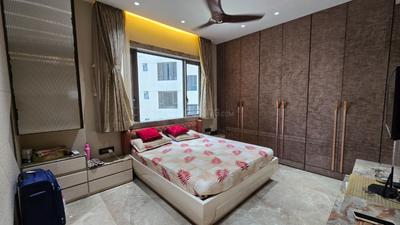 Bedroom Image of 2250 Sq.ft 4 BHK Apartment / Flat for sale in Active Acres, Tangra Kolkata for Rs. 24000000