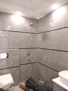 Common Bathroom Image of 1305 Sq.ft 3 BHK Builder Floor for sale in BPTP District 5, Sector 84 Faridabad for Rs. 14500000