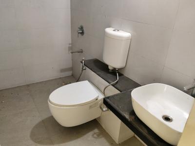 Common Bathroom Image of 2253 Sq.ft 3 BHK Apartment / Flat for sale in Godrej Garden City, Jagatpur Ahmedabad for Rs. 12000000